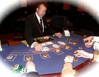 C'est à vous de distribuer les cartes