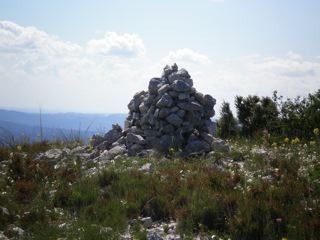 cairn lubéron cairn lubéron